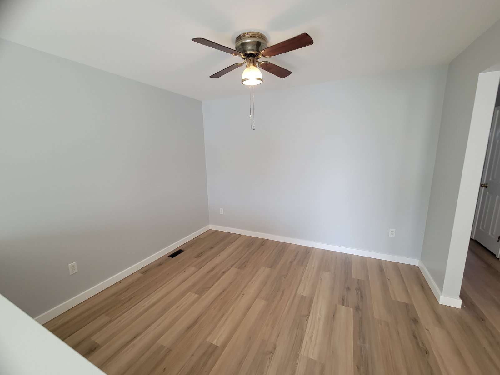 For Rent 3 bedrooms 2.5 bathroom $2675/mo property image