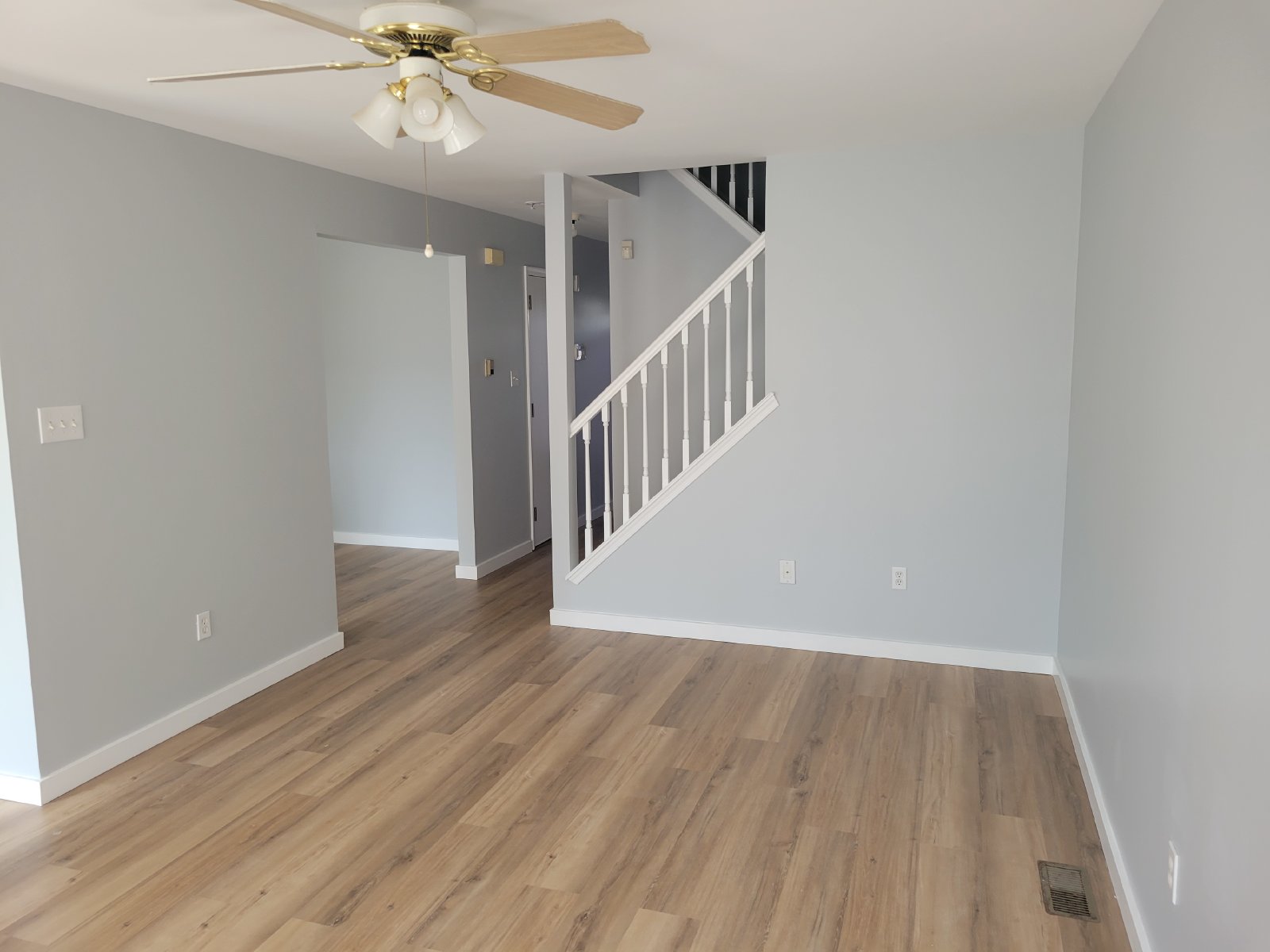 For Rent 3 bedrooms 2.5 bathroom $2675/mo property image