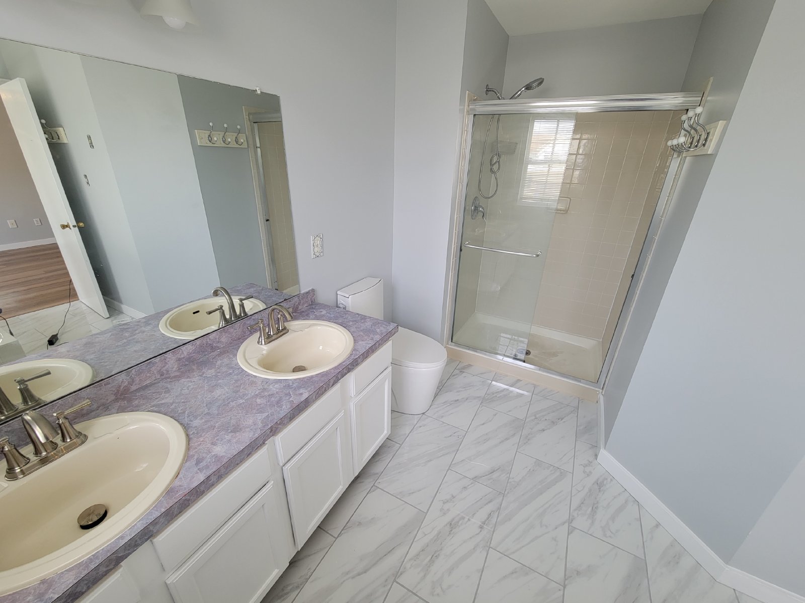 For Rent 3 bedrooms 2.5 bathroom $2675/mo property image