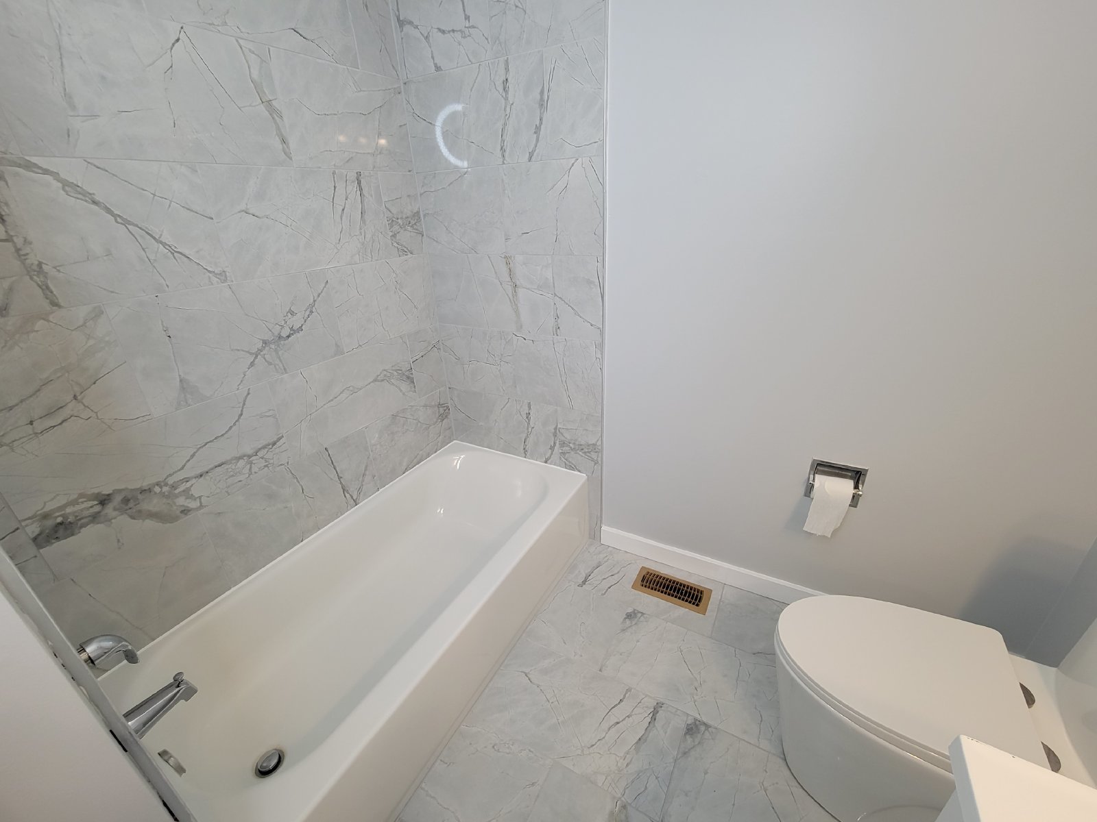 For Rent 3 bedrooms 2.5 bathroom $2675/mo property image