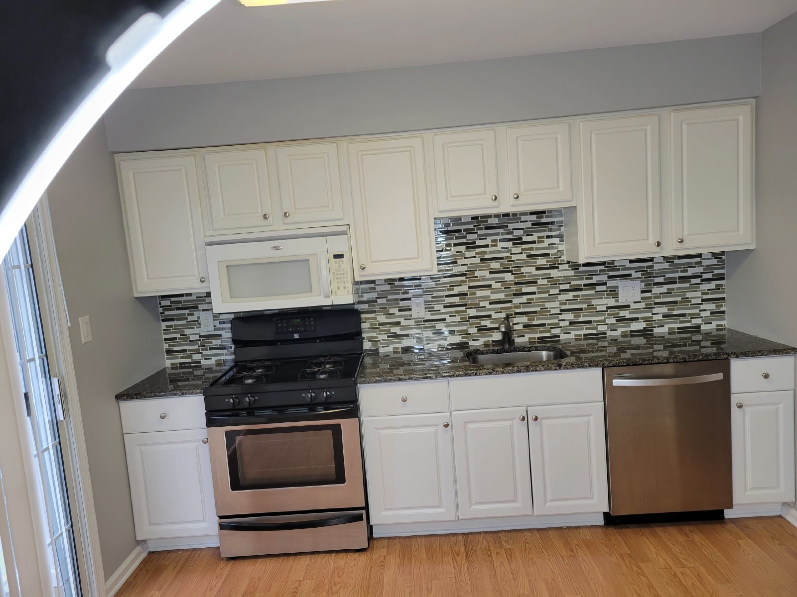 For rent 3 bedroom 2.5 bath property image