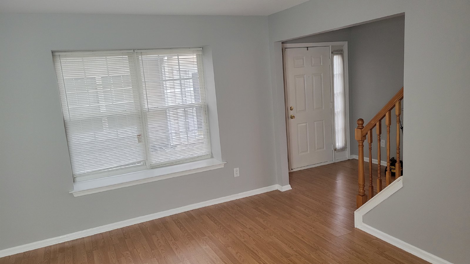 For rent 3 bedroom 2.5 bath property image