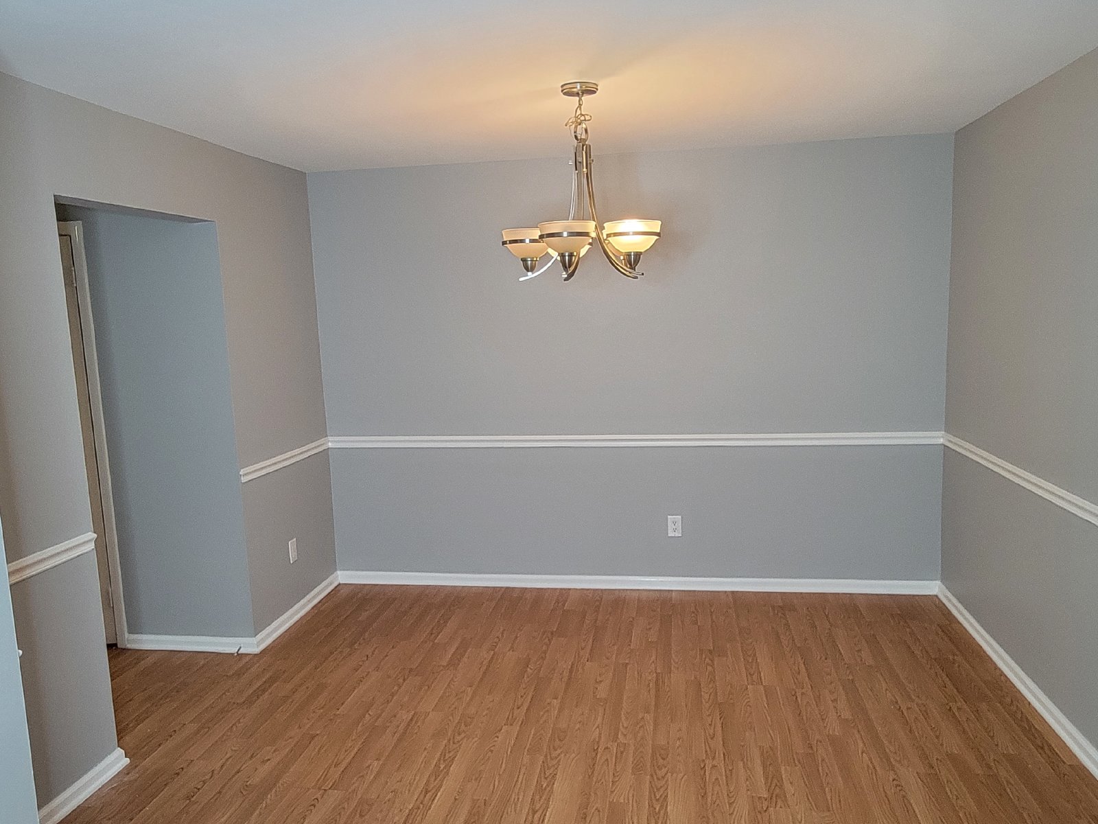 For rent 3 bedroom 2.5 bath property image